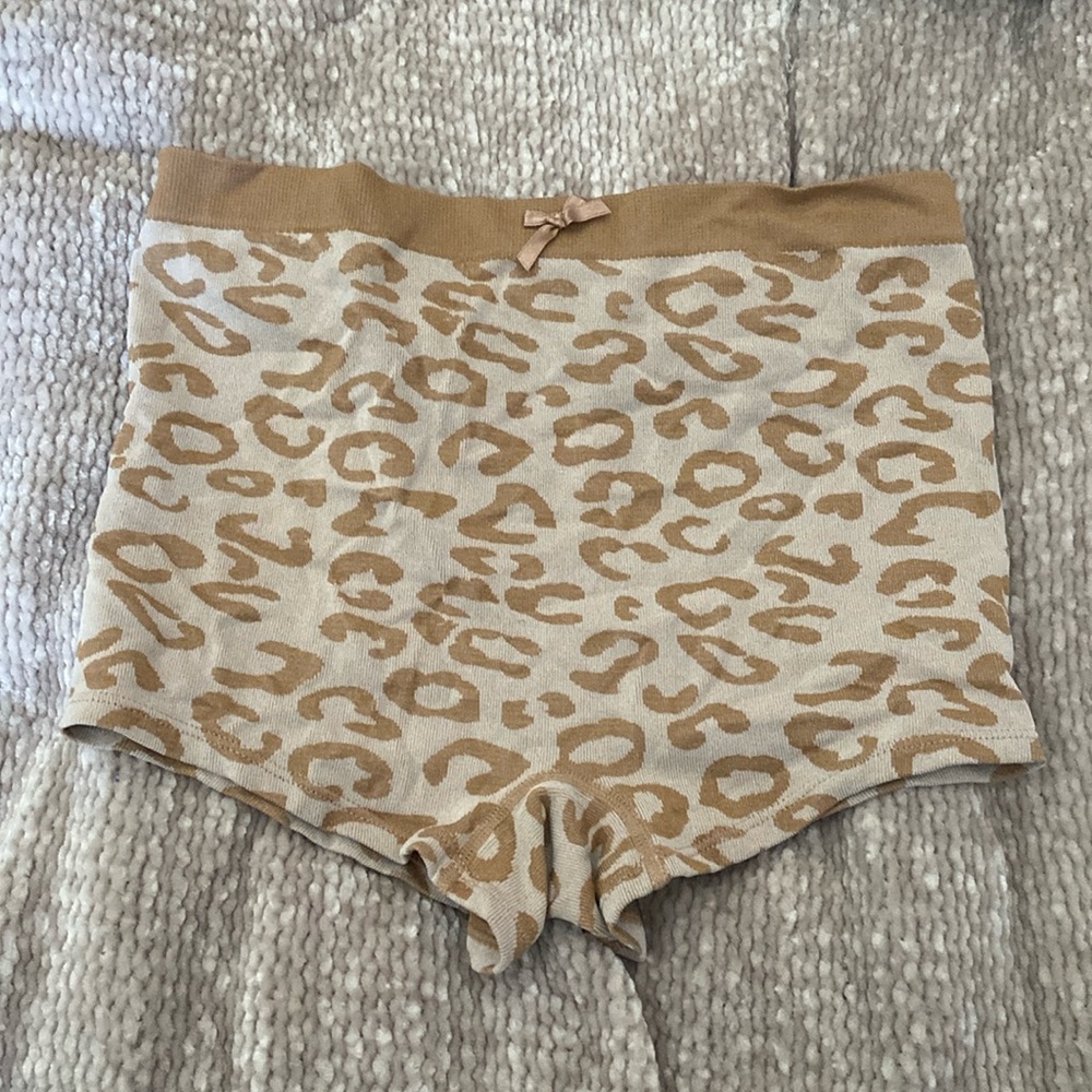 brown/beige spandex like shorts